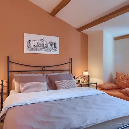 Simone بيت للعطل