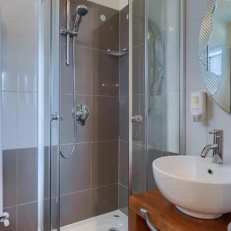 Simone بيت للعطل بوريتش