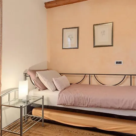 Simone بيت للعطل