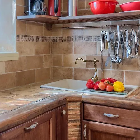 Simone بيت للعطل