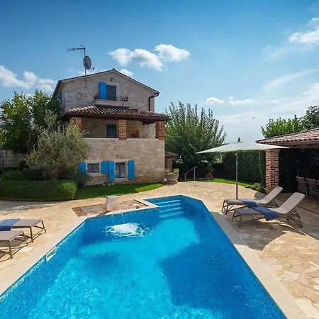 Simone بيت للعطل